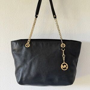 MICHAEL Michael Kors Black Leather Jet Set Purse Chain Straps Tote Bag